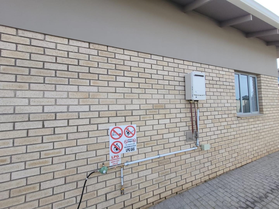 3 Bedroom Property for Sale in Mooikloof Country Estate Western Cape